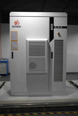Các giải pháp lưu trữ năng lượng thương mại Bess 50KW với chứng nhận IEC UN UL